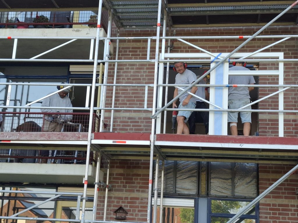 2. Nieuwe kozijnen plaatsen – WhatsApp Image 2025-11-17 at 12.09.41