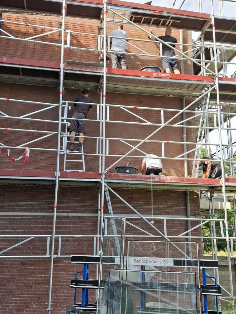 4. Voegwerk steenherstel – WhatsApp Image 2025-11-17 at 12.09.40